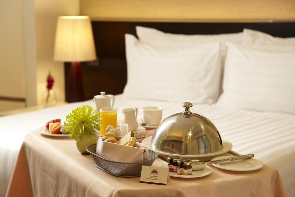 Room service là gì? Những điều cần biết về Room service trong khách sạn